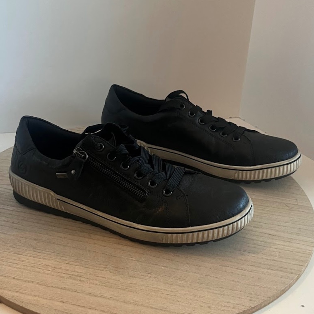 Remonte Soft Black Leather Sneakers Shoes Women’s Size 44 Comfort Casual Zip - Picture 3 of 8